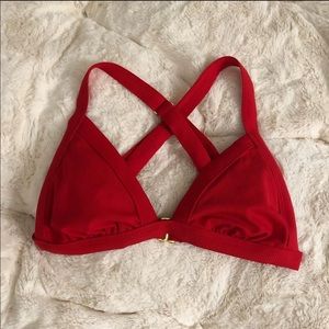 Bikini Top ( xs but it’s adjustable) fits as small